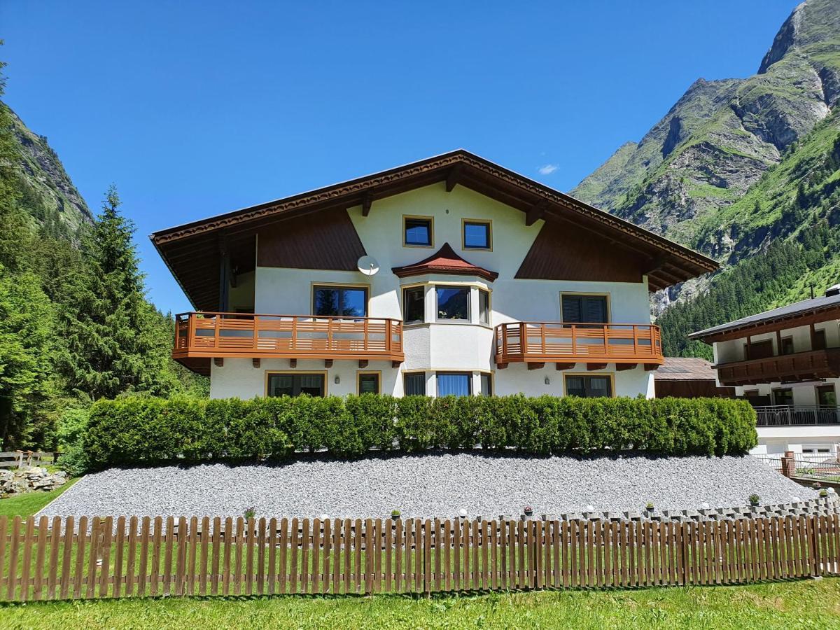 Haus Bergheimat Sankt Leonhard im Pitztal Exterior foto